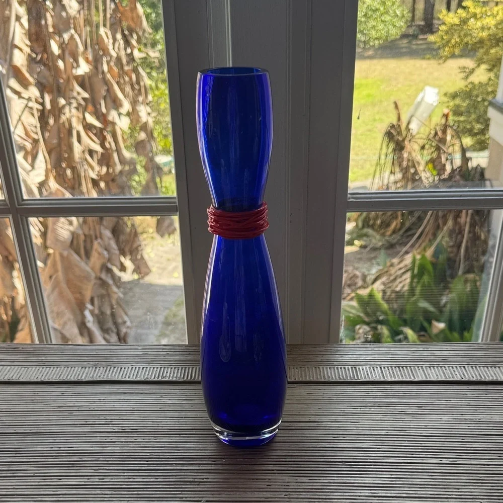Barovier & toso colbalt  blue and red vase